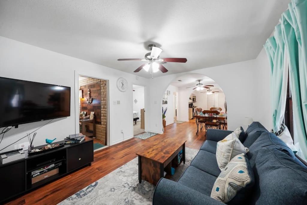 Galveston Beach House Family/Pet Friendly Εξωτερικό φωτογραφία